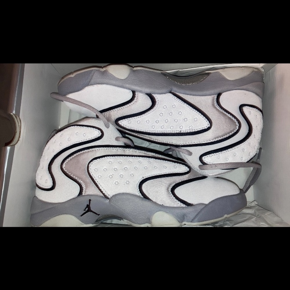 WMNS AIR JORDANS OG SIZE 7.5